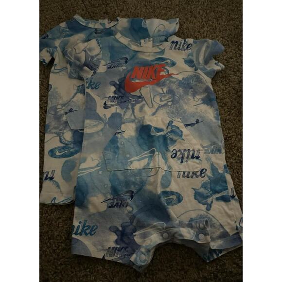 Clothes for Twin Boys (size 9-12 months) All Have a Matching set - Picture 7 of 8